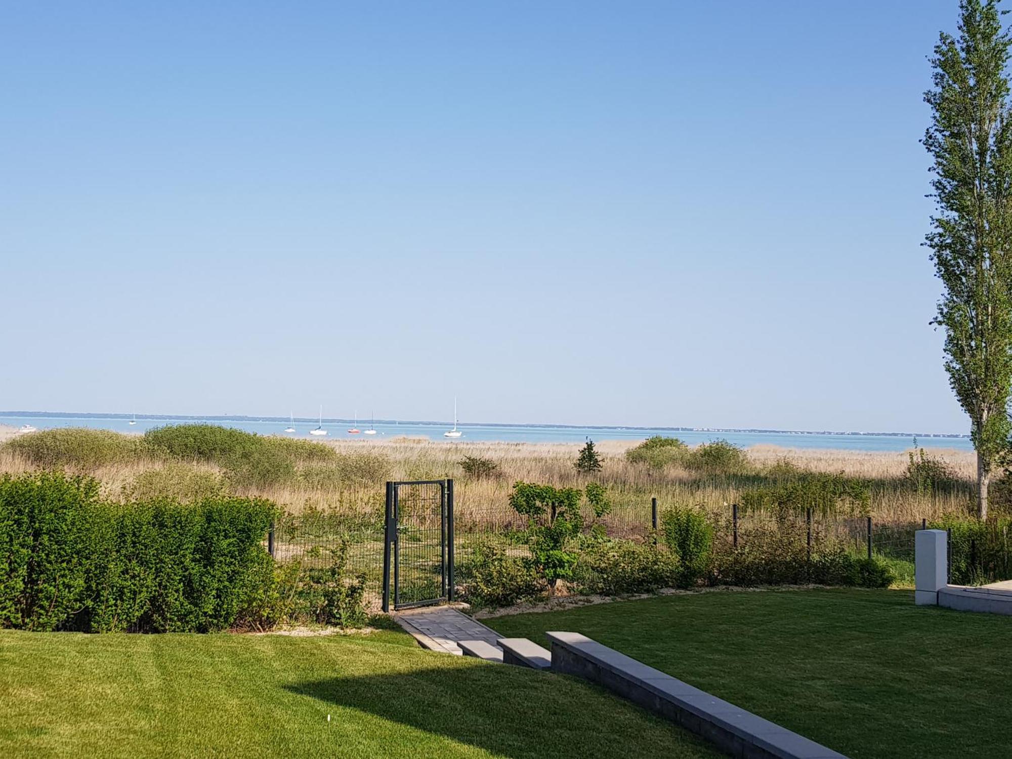 Coastline Balaton Apartment Alsóörs Extérieur photo