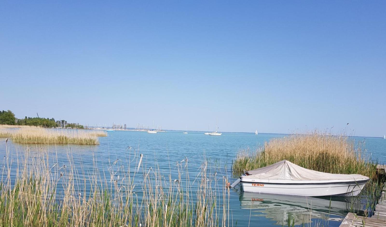 Coastline Balaton Apartment Alsóörs Extérieur photo